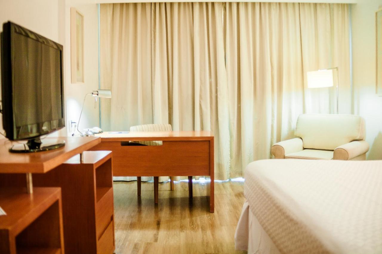 Mercure Macae Luaran gambar